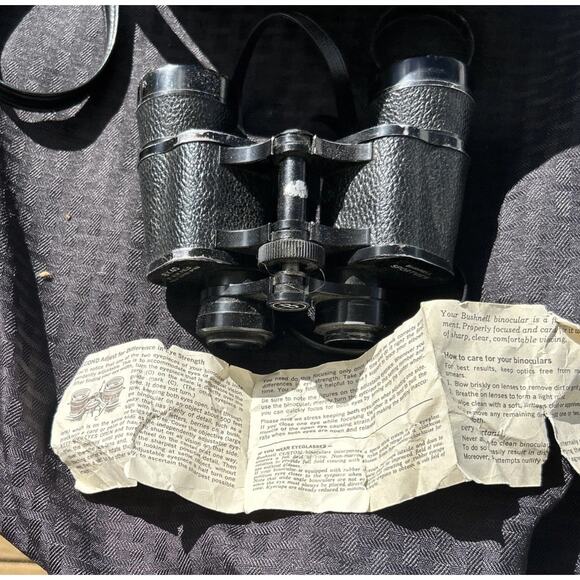 Vintage Bushnell 8 x 40 Binoculars Sportview Wide Angle With Carrying Case - Picture 8 of 10